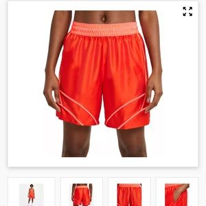 Nike Womens Swoosh Fly Basketball Shorts Size Medium